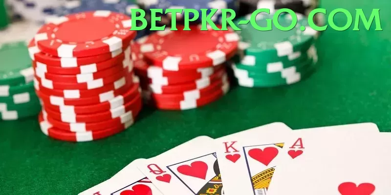 Online Casino - featuring Minar-e-Pakistan backdrop